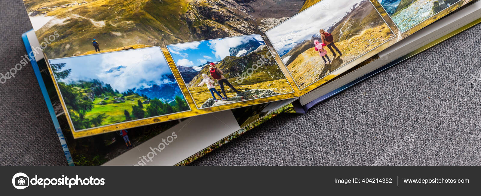 Photobook Album Deck Table Travel Photos Stock Photo by ©sinenkiy 404214352